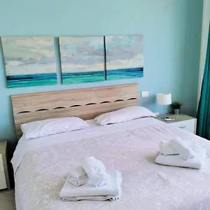 Red Luxury In Borgo Guardiola Near Cefalu Villa Mandra Capreria