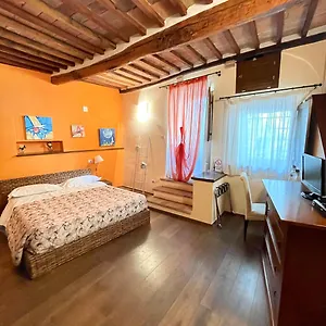 Apartment Dimora Del Corso Di, Montepulciano Stazione